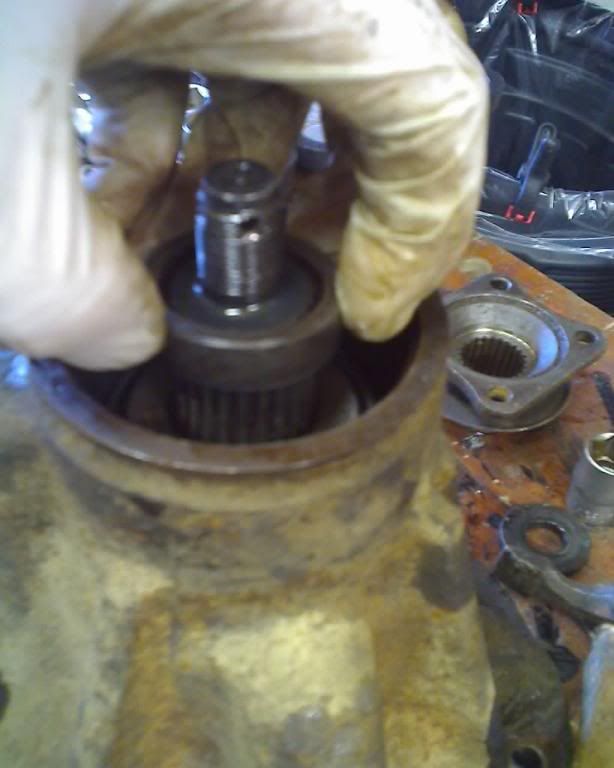 How to replace Diff input bearing. LandyZone Land Rover Forum